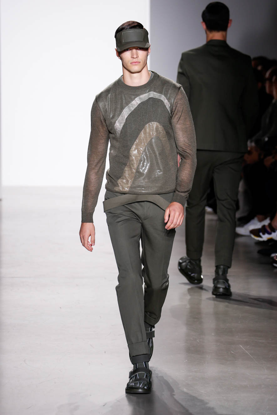 Calvin-Klein-Collection_ful_M_S16_MI_012