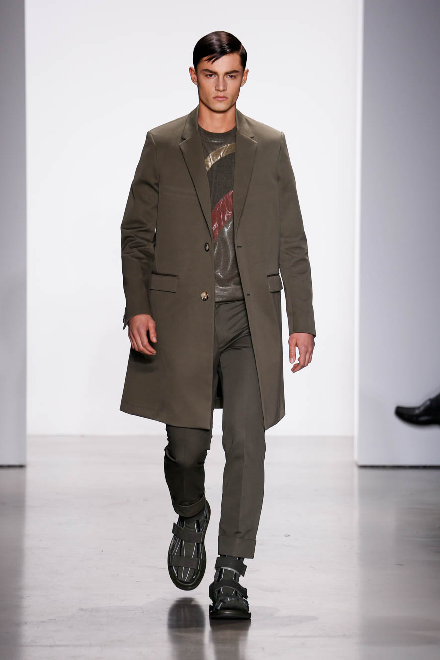Calvin-Klein-Collection_ful_M_S16_MI_013