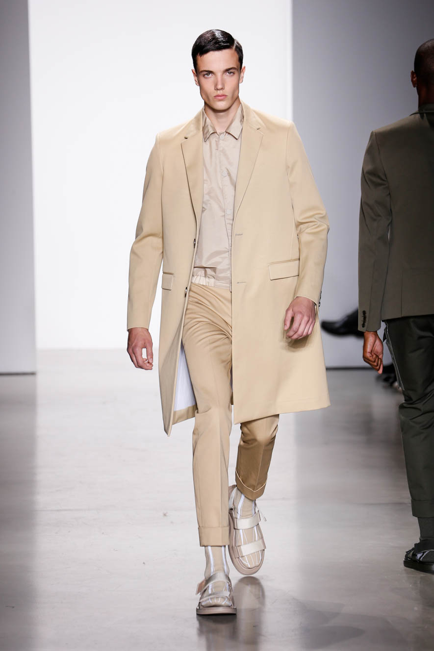 Calvin-Klein-Collection_ful_M_S16_MI_019