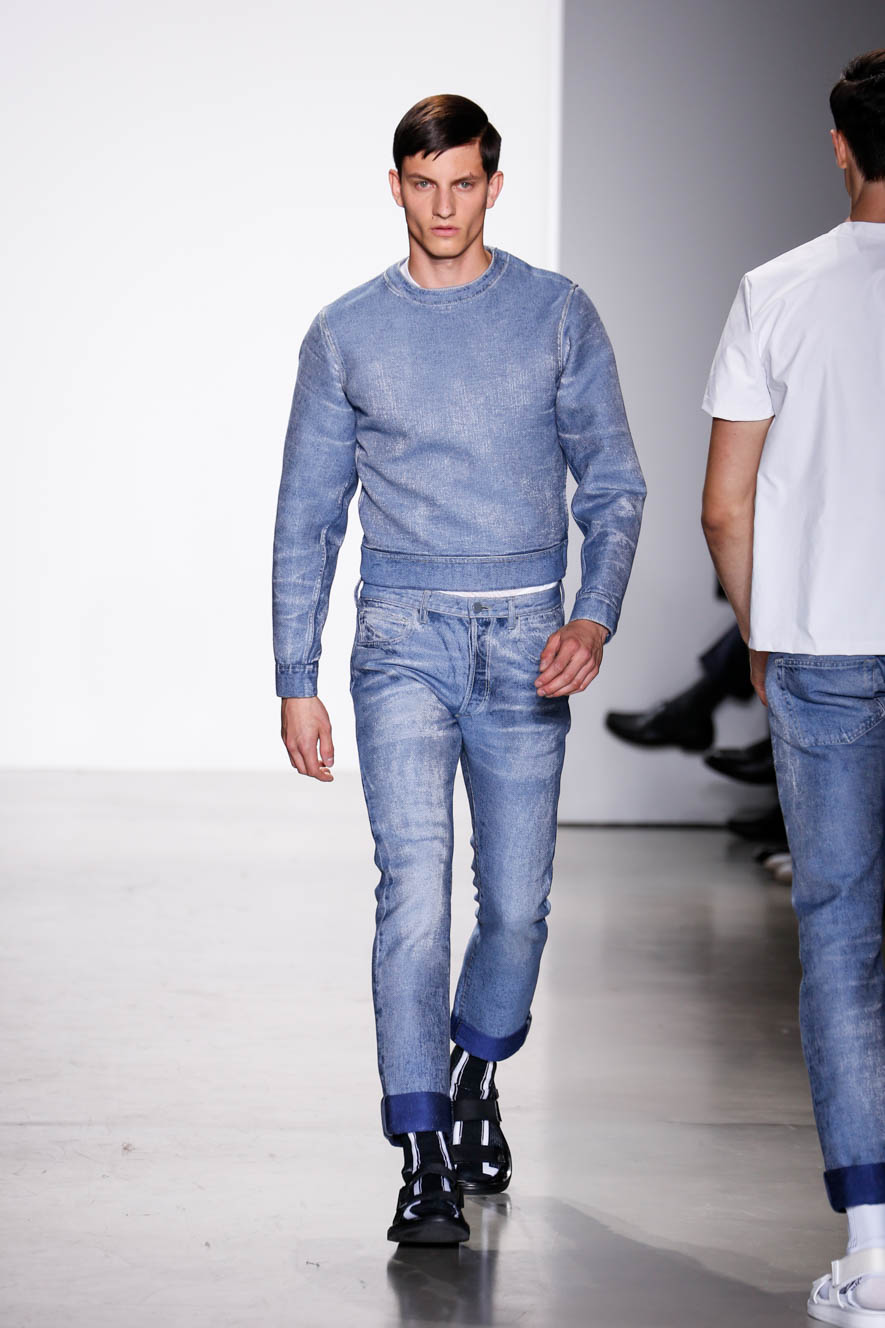 Calvin-Klein-Collection_ful_M_S16_MI_029