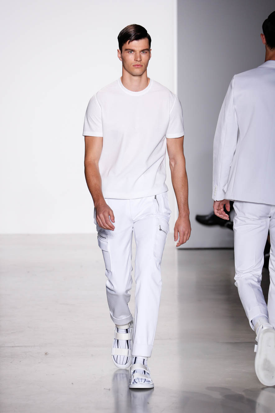 Calvin-Klein-Collection_ful_M_S16_MI_032