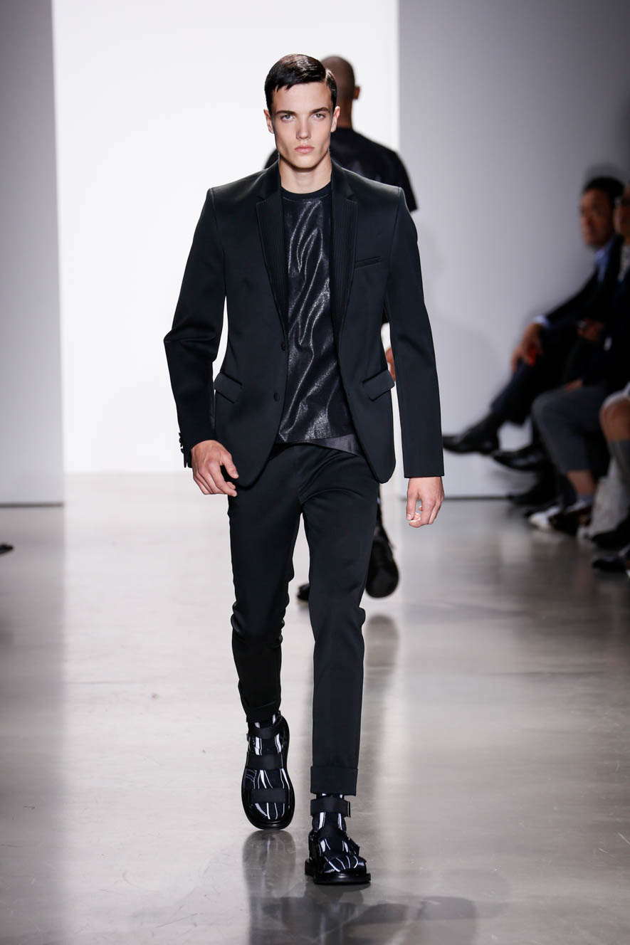 Calvin-Klein-Collection_ful_M_S16_MI_039