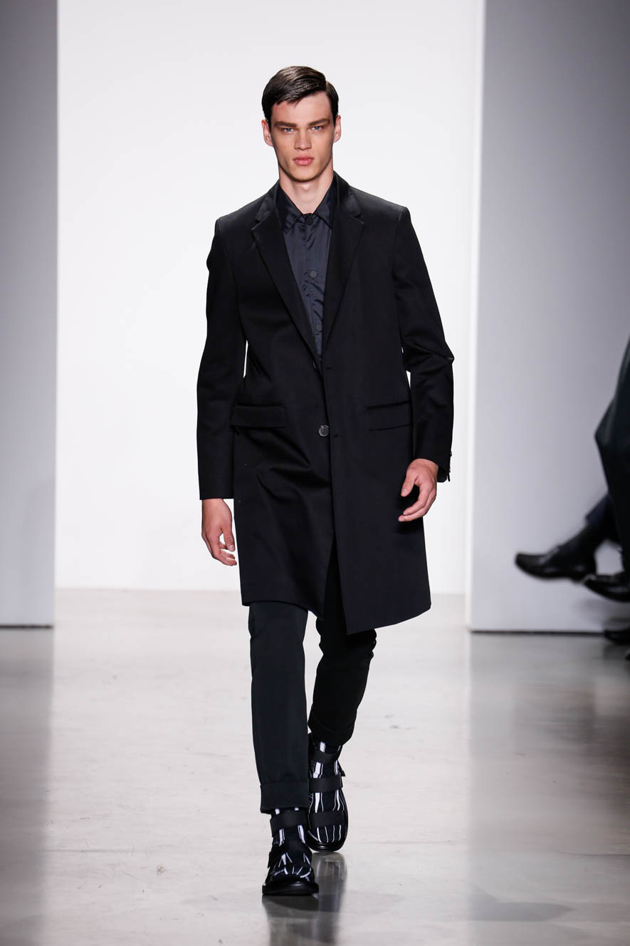 Calvin-Klein-Collection_ful_M_S16_MI_040
