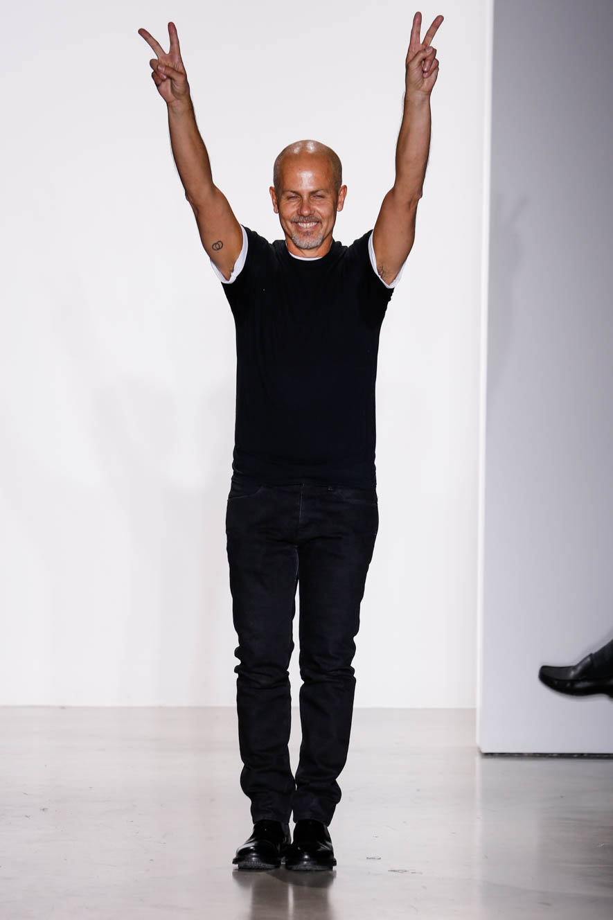 Calvin-Klein-Collection_ful_M_S16_MI_041
