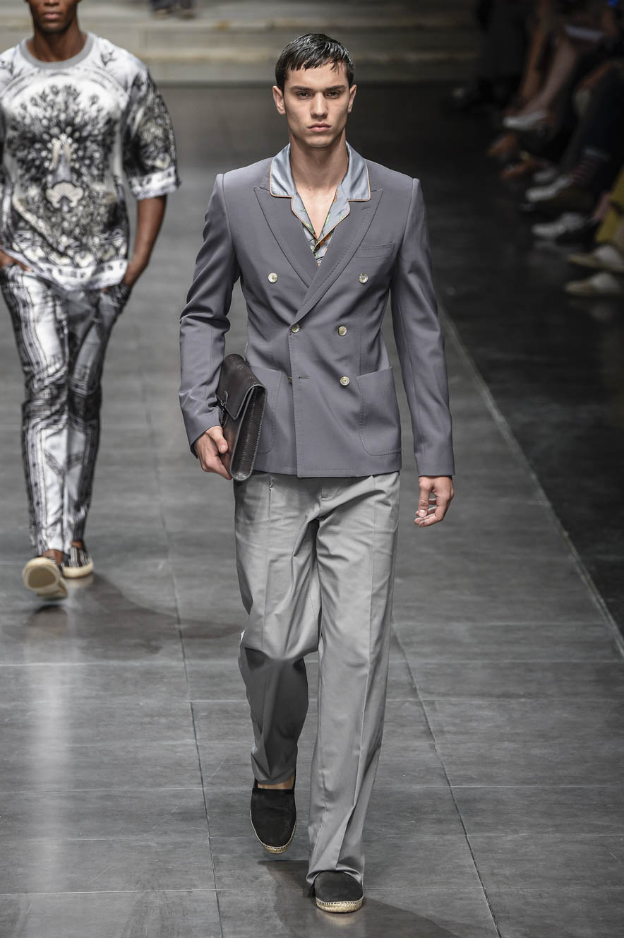 Dolce-n-Gabbana_ful_M_S16_MI_030