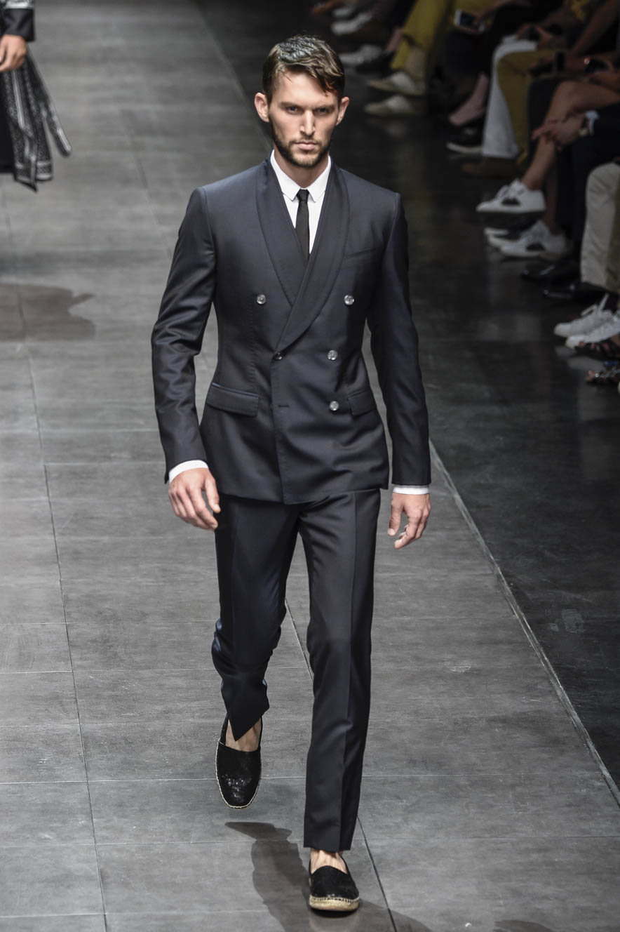 Dolce-n-Gabbana_ful_M_S16_MI_045