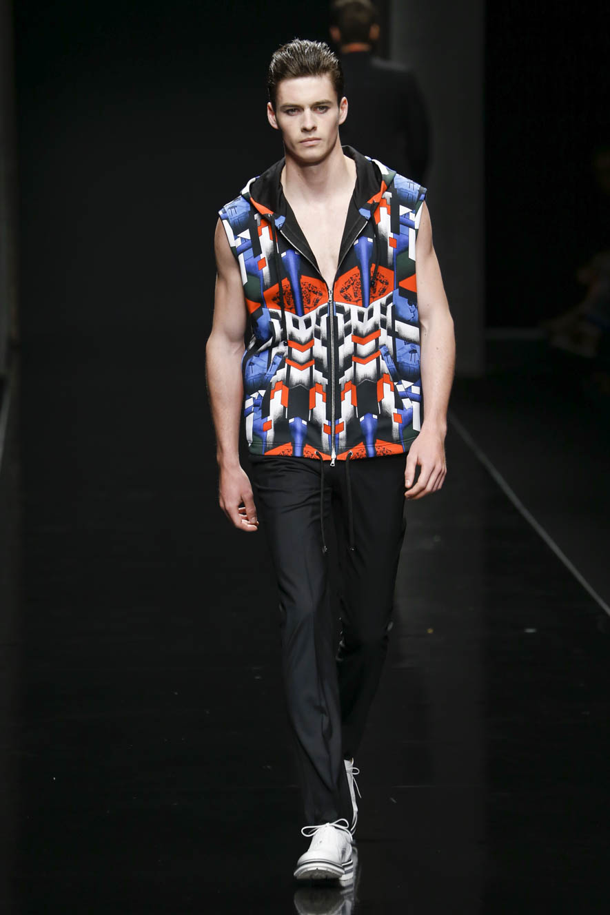 John-Richmond_ful_M_S16_MI_008