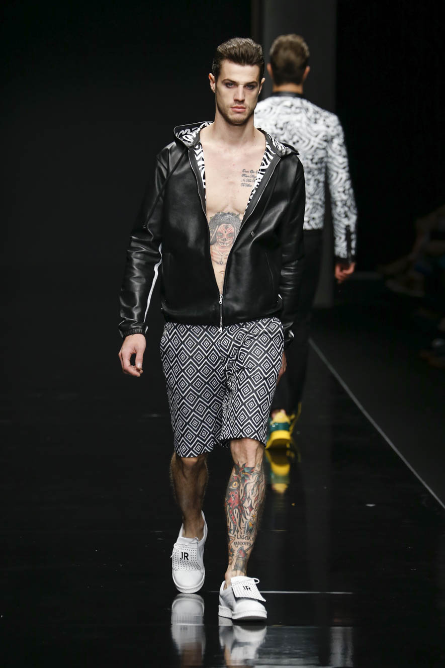 John-Richmond_ful_M_S16_MI_015