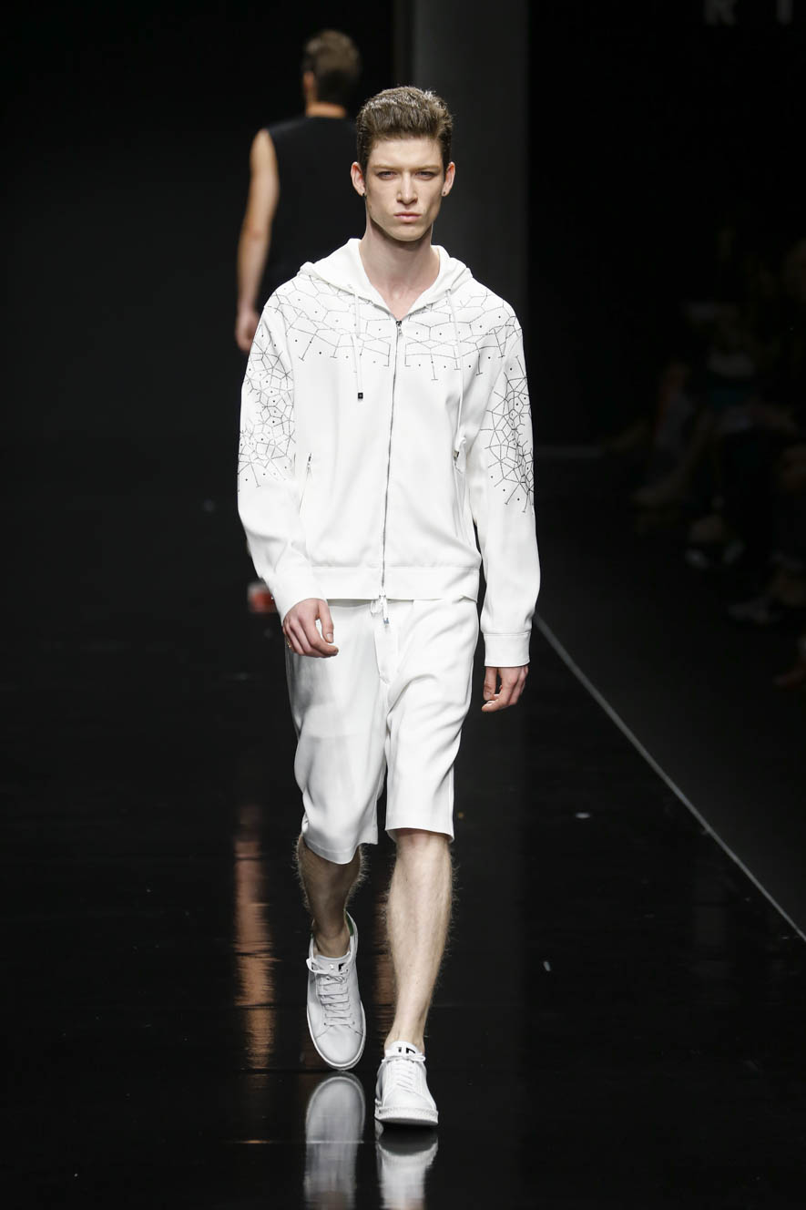 John-Richmond_ful_M_S16_MI_023