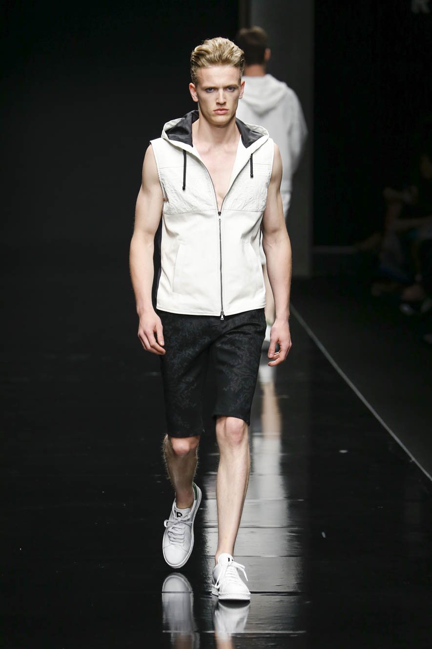 John-Richmond_ful_M_S16_MI_024