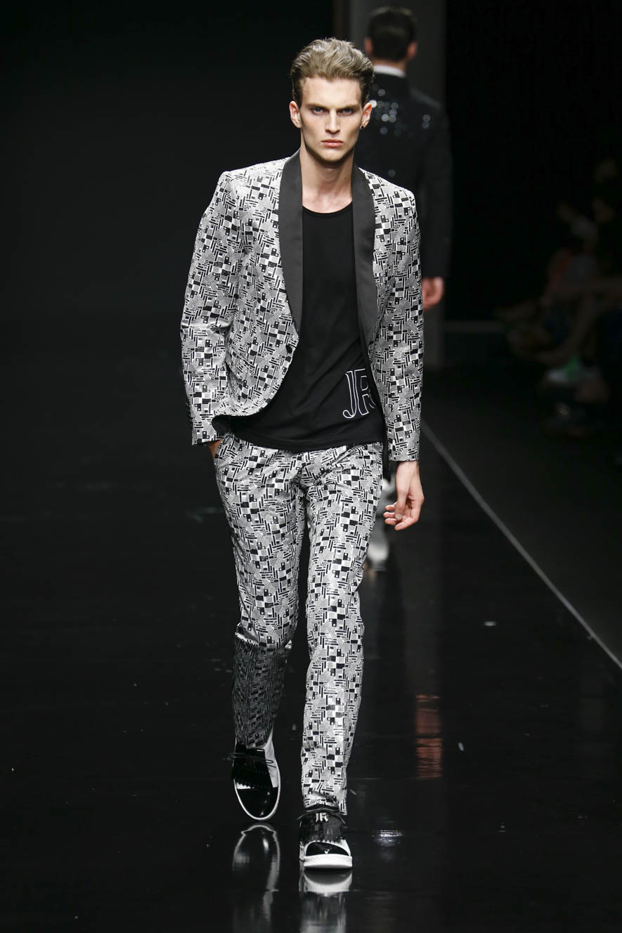 John-Richmond_ful_M_S16_MI_048