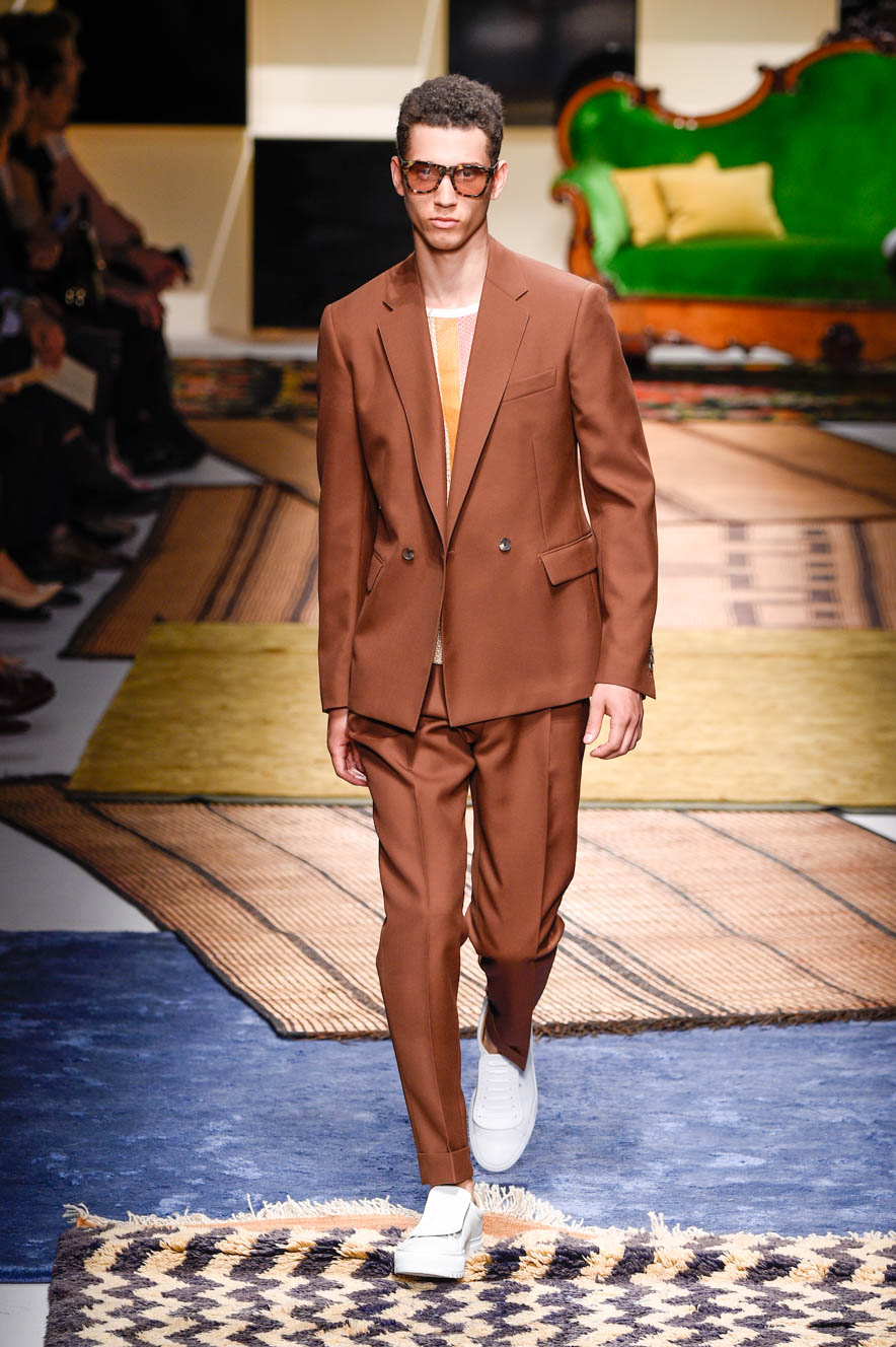 Salvatore-Ferragamo_ful_M_S16_MI_026