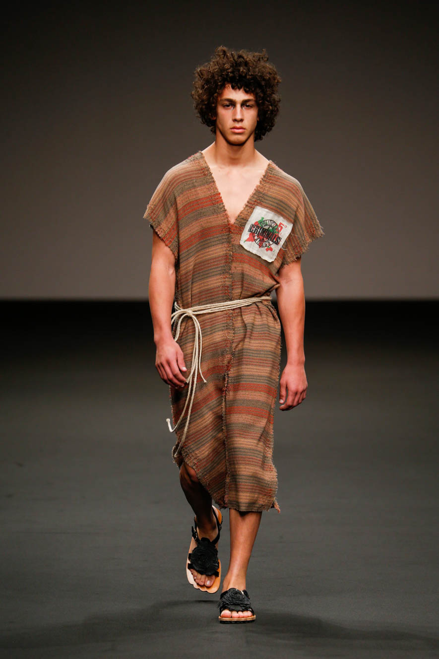 Vivienne-Westwood_ful_M_S16_MI_003