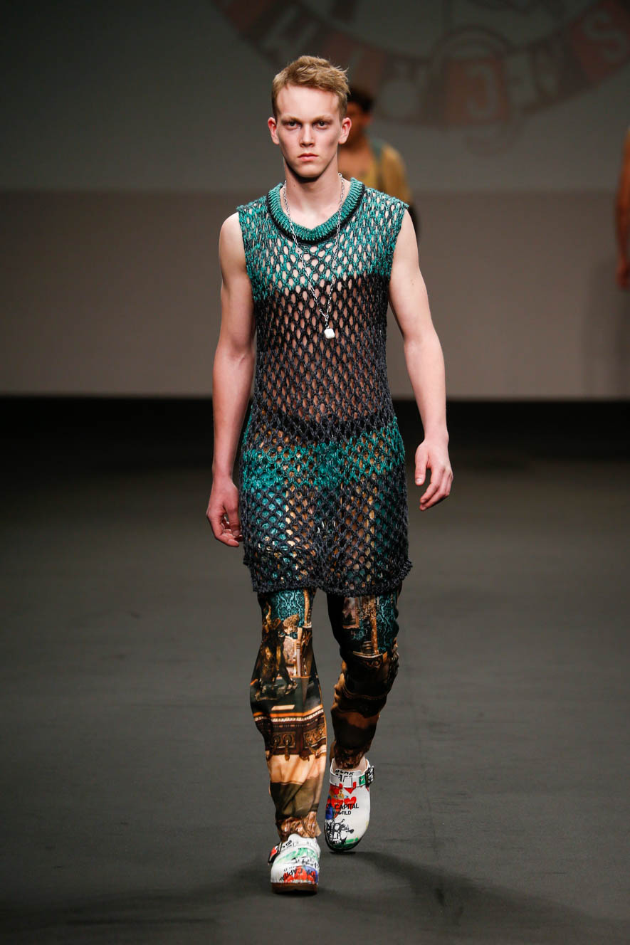 Vivienne-Westwood_ful_M_S16_MI_008