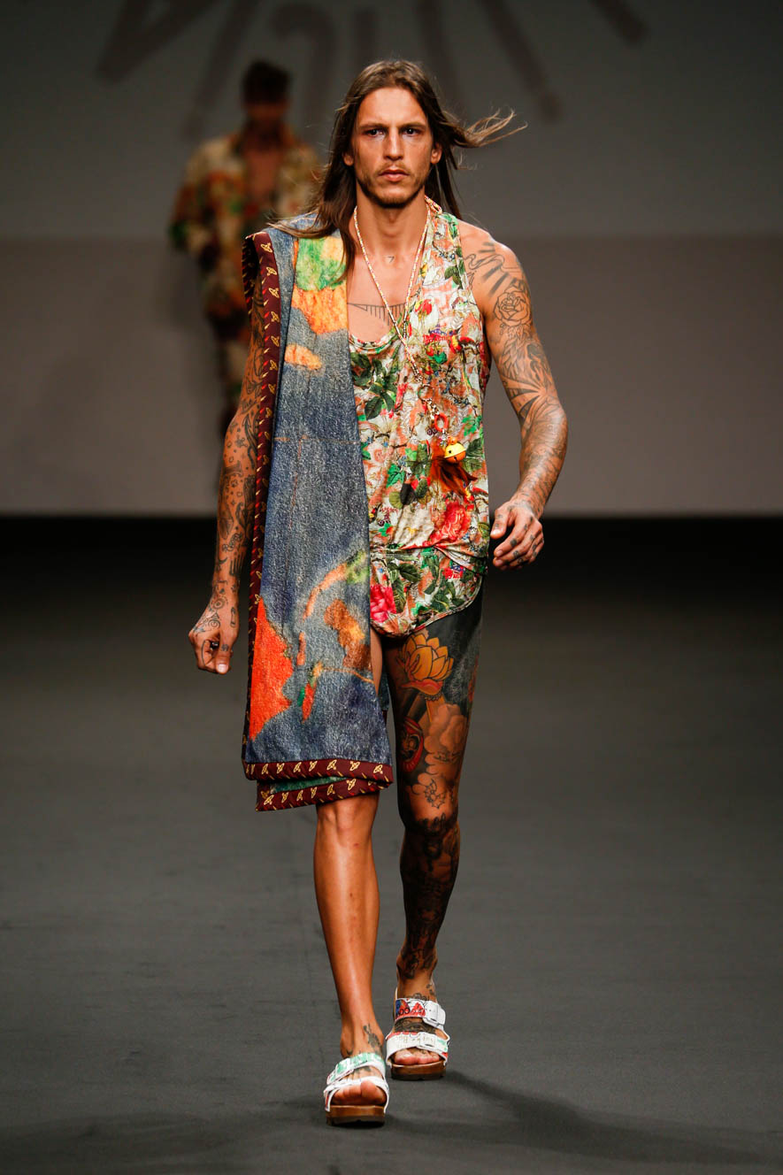 Vivienne-Westwood_ful_M_S16_MI_011