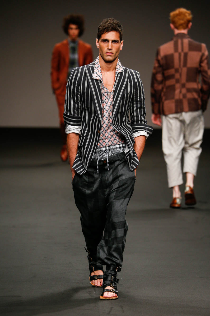 Vivienne-Westwood_ful_M_S16_MI_024