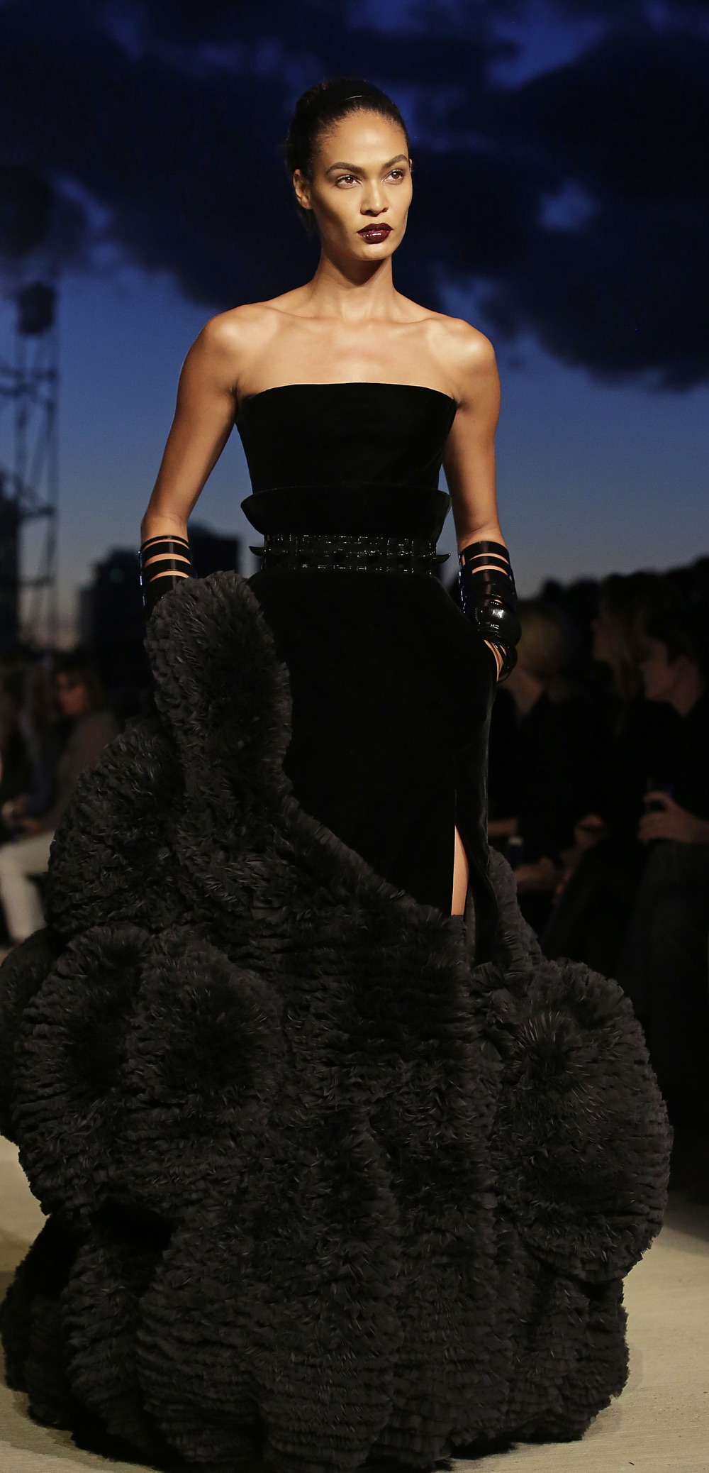 givenchy_joansmall_sfilata givenchy_joansmall_sfilata