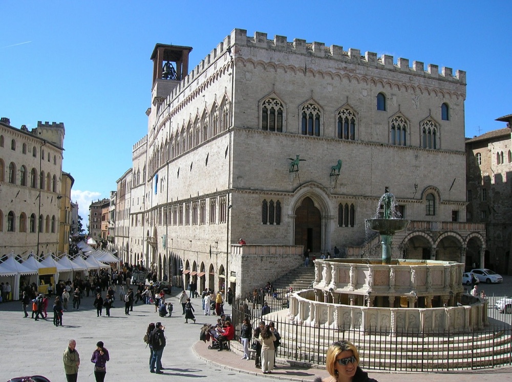 PIAZZA IV NOVEMBRE