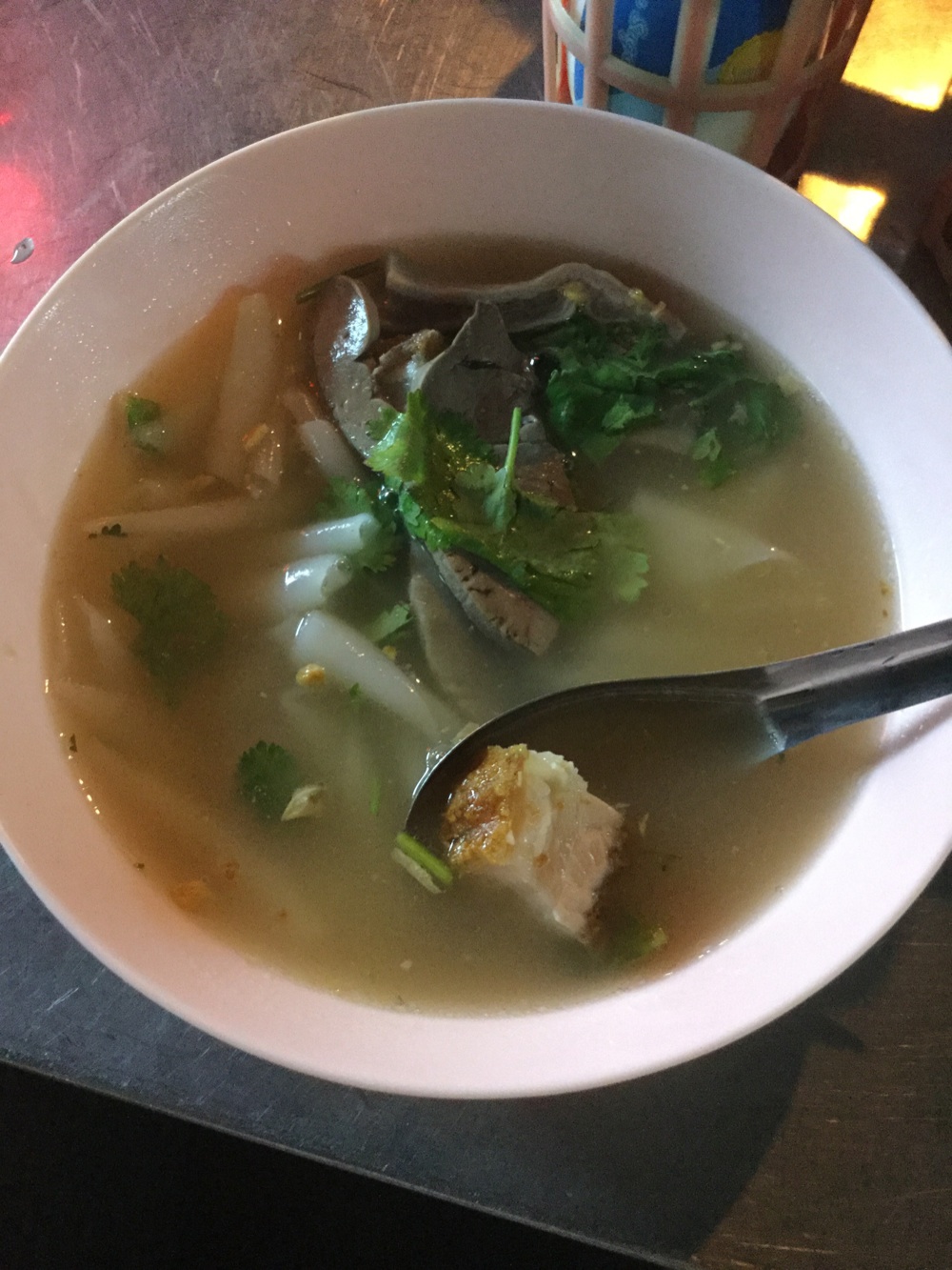 Thailandia-Paolo-Griffa-China-Town-zuppa-maiale-piccante-interiora