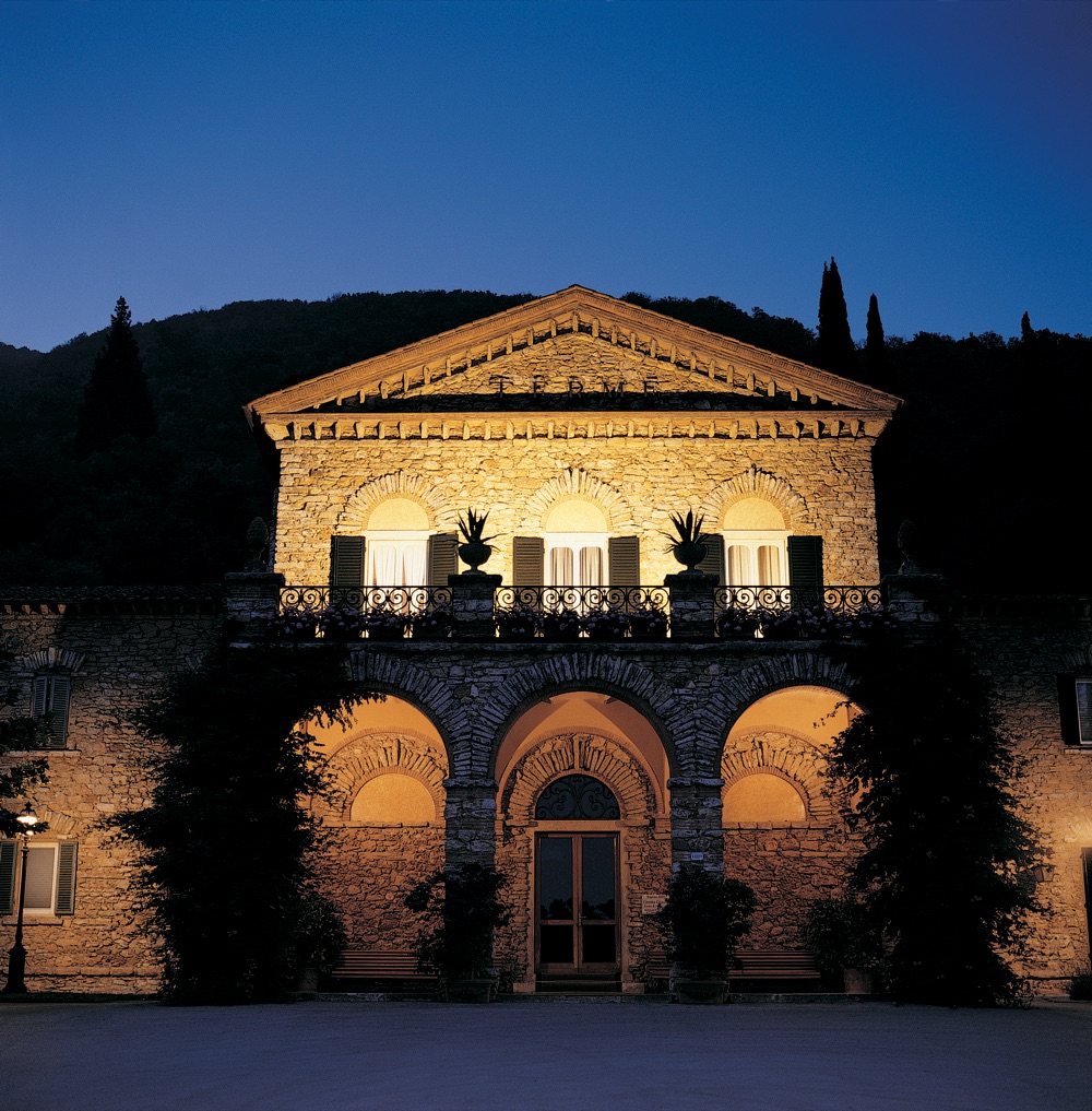 terme_notturno_grotta_giusti