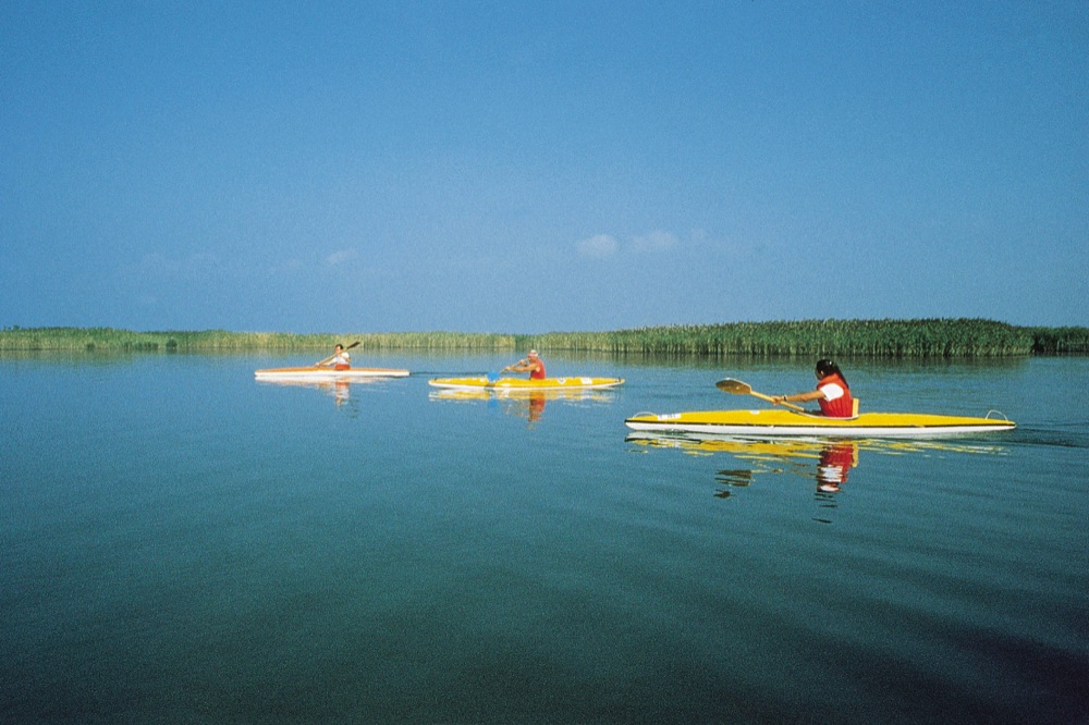 canoa sul delta del Po