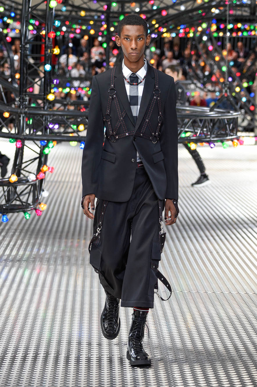 Christian-Dior_ful_M_S17_PA_007