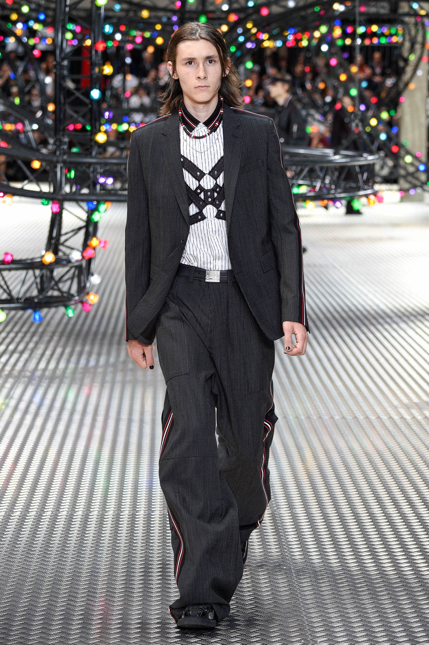 Christian-Dior_ful_M_S17_PA_013