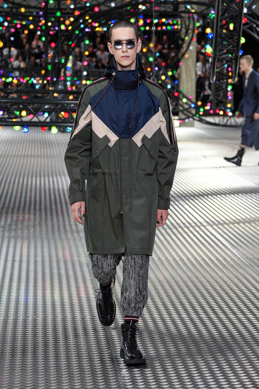 Christian-Dior_ful_M_S17_PA_033