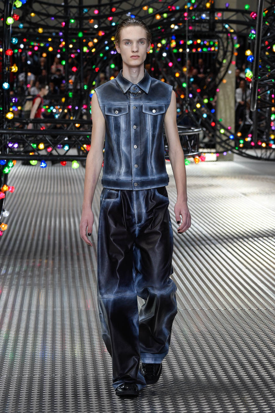 Christian-Dior_ful_M_S17_PA_036