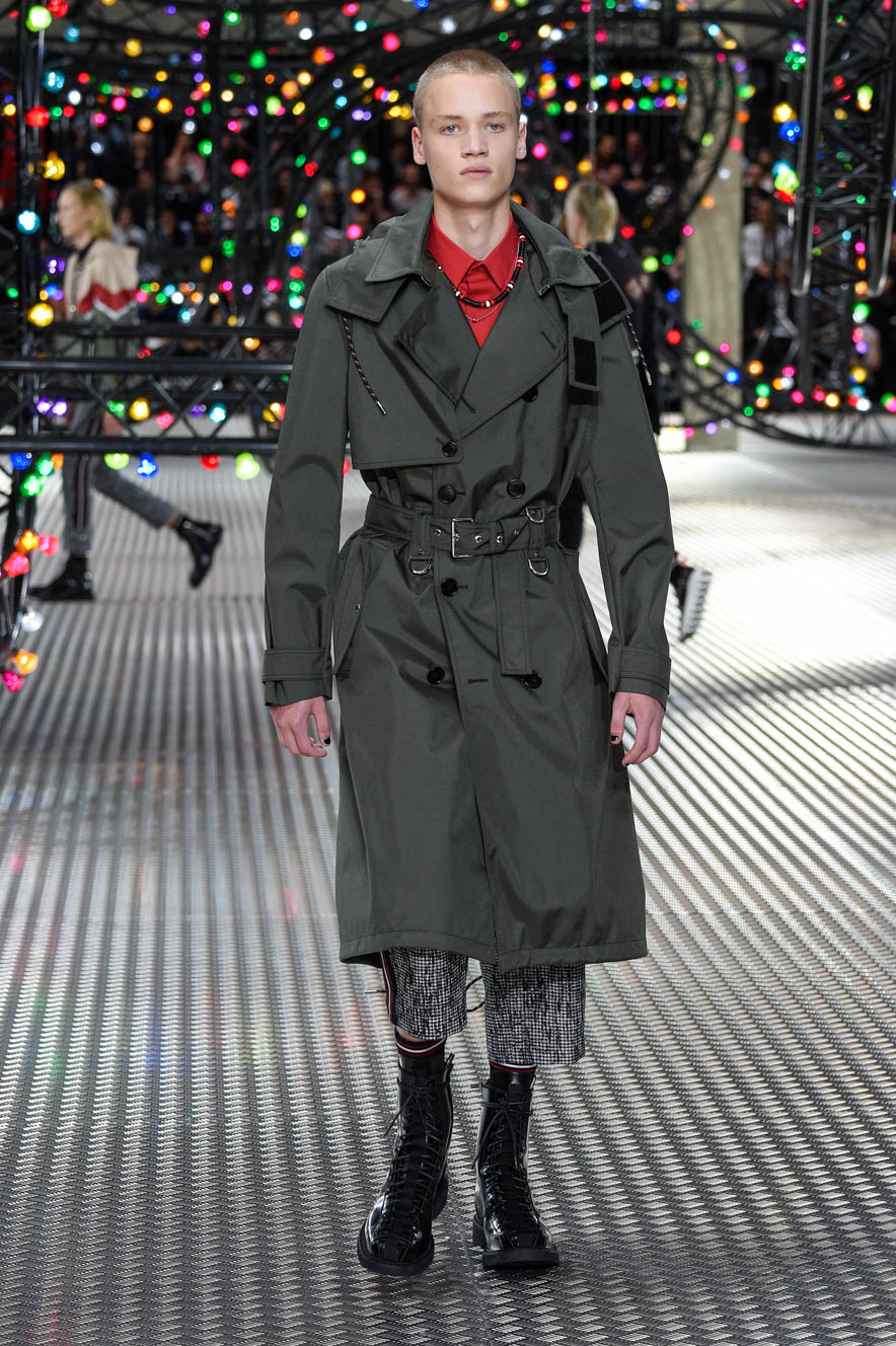 Christian-Dior_ful_M_S17_PA_037