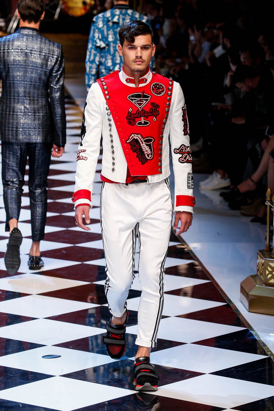 Dolce-n-Gabbana_ful_M_S17_MI_027