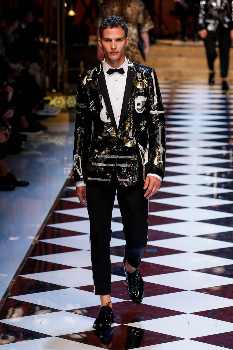 Dolce-n-Gabbana_ful_M_S17_MI_047