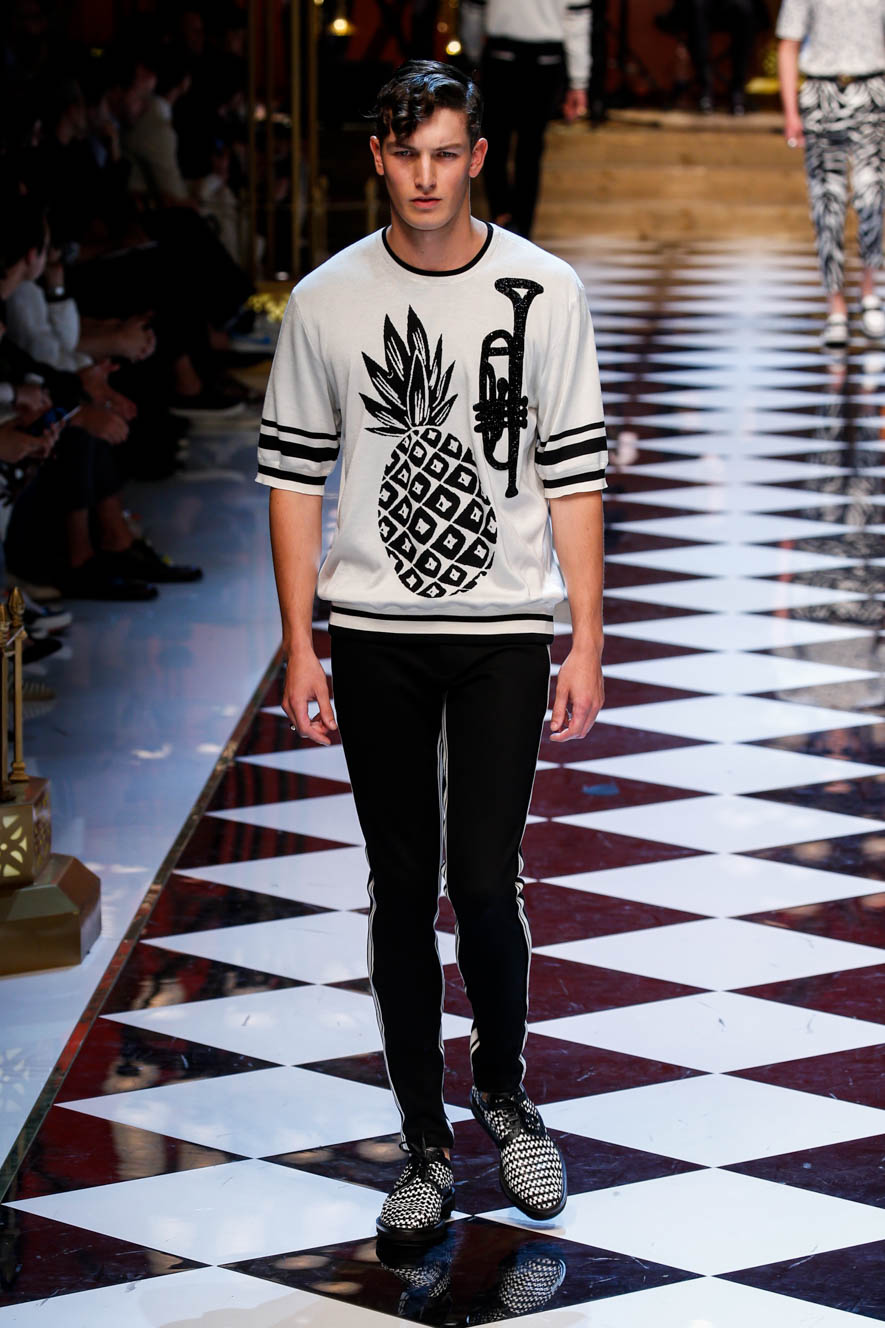 Dolce-n-Gabbana_ful_M_S17_MI_053