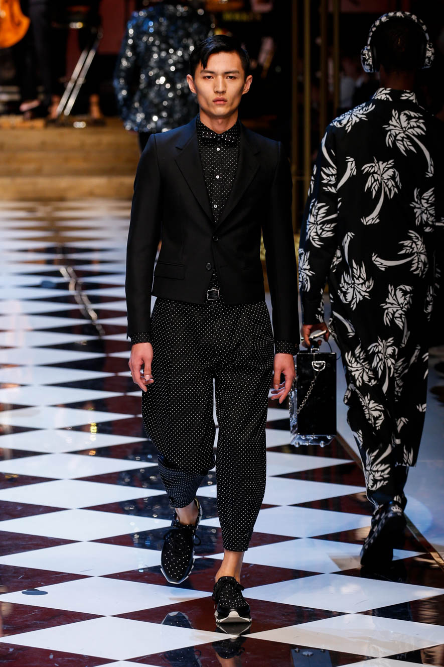 Dolce-n-Gabbana_ful_M_S17_MI_054