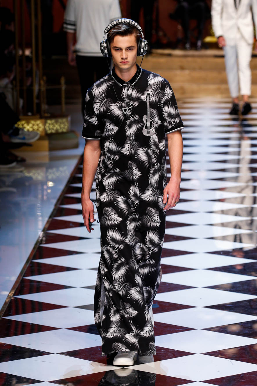 Dolce-n-Gabbana_ful_M_S17_MI_056