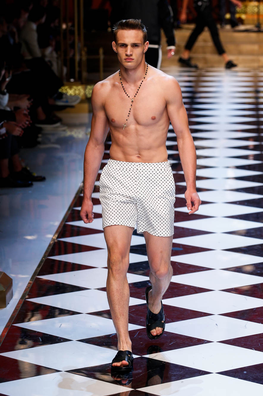 Dolce-n-Gabbana_ful_M_S17_MI_062