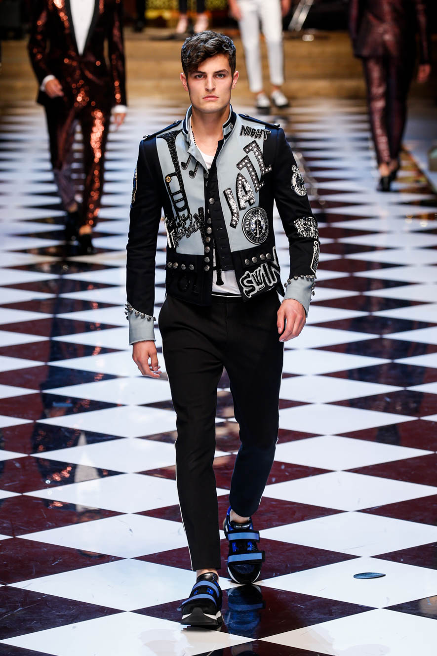 Dolce-n-Gabbana_ful_M_S17_MI_079