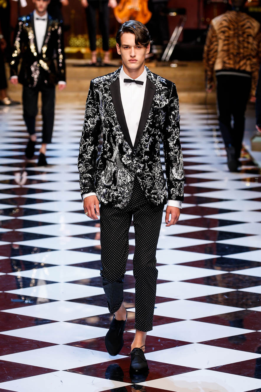 Dolce-n-Gabbana_ful_M_S17_MI_094