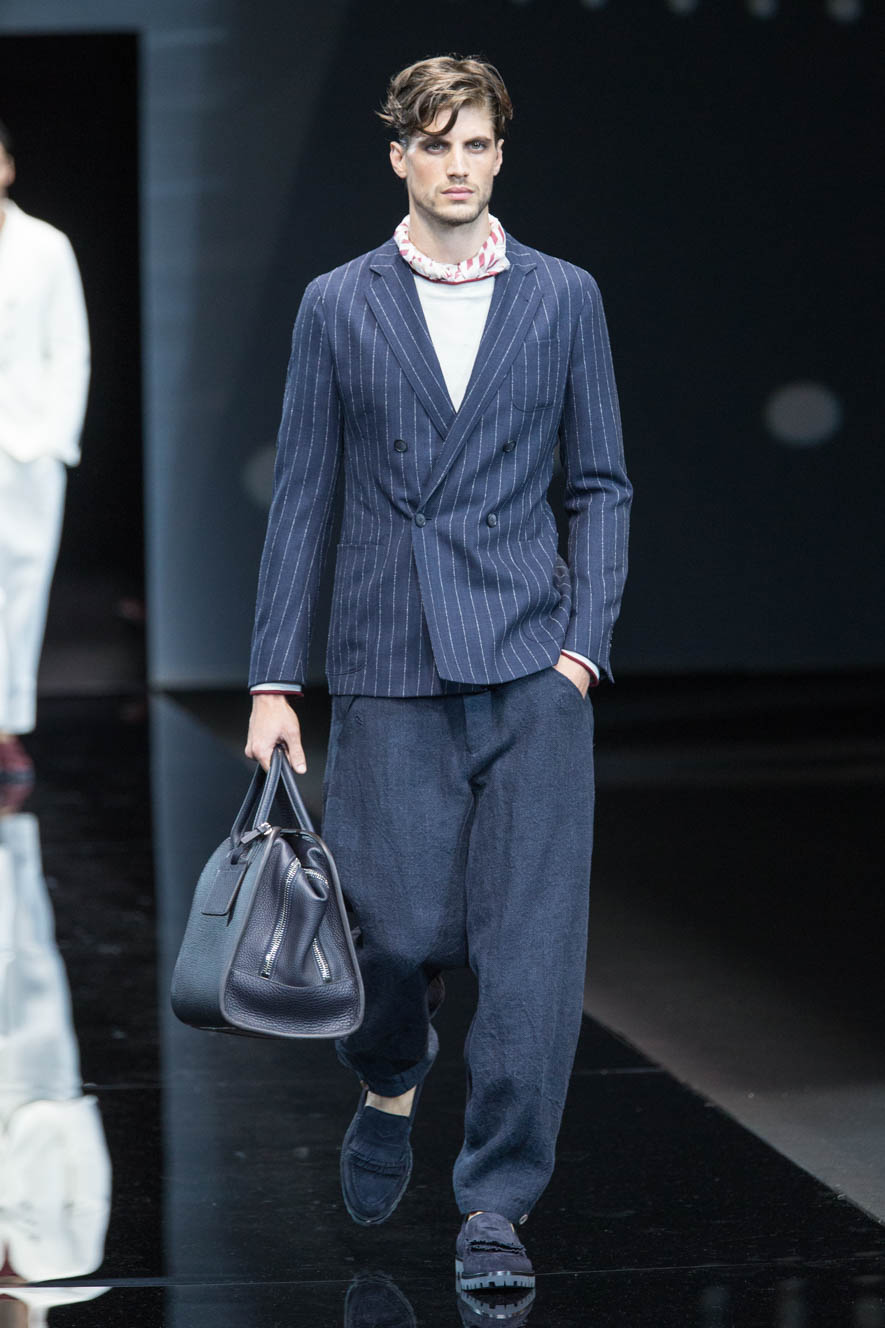 Giorgio-Armani_ful_M_S17_MI_044