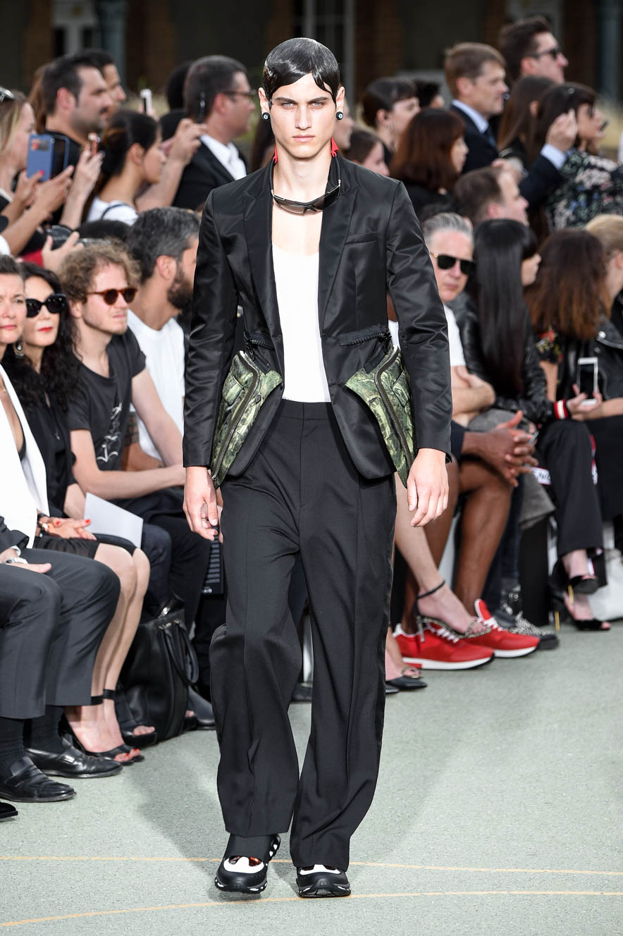 Givenchy_ful_M_S17_PA_001