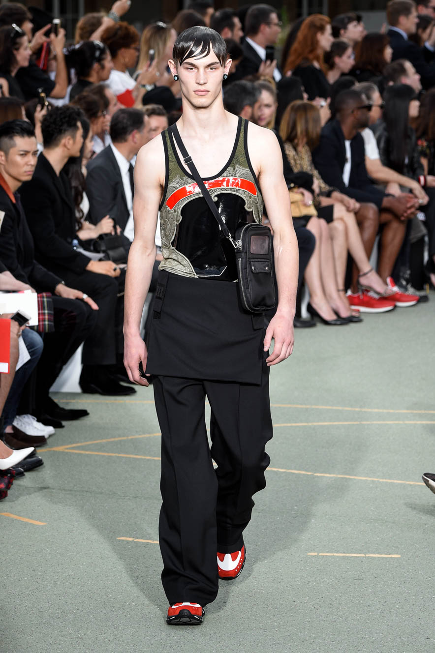 Givenchy_ful_M_S17_PA_011