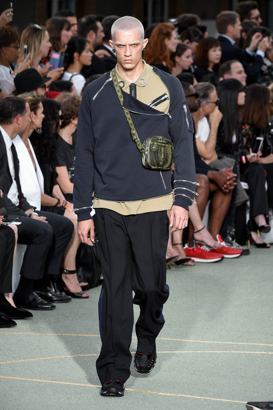 Givenchy_ful_M_S17_PA_018