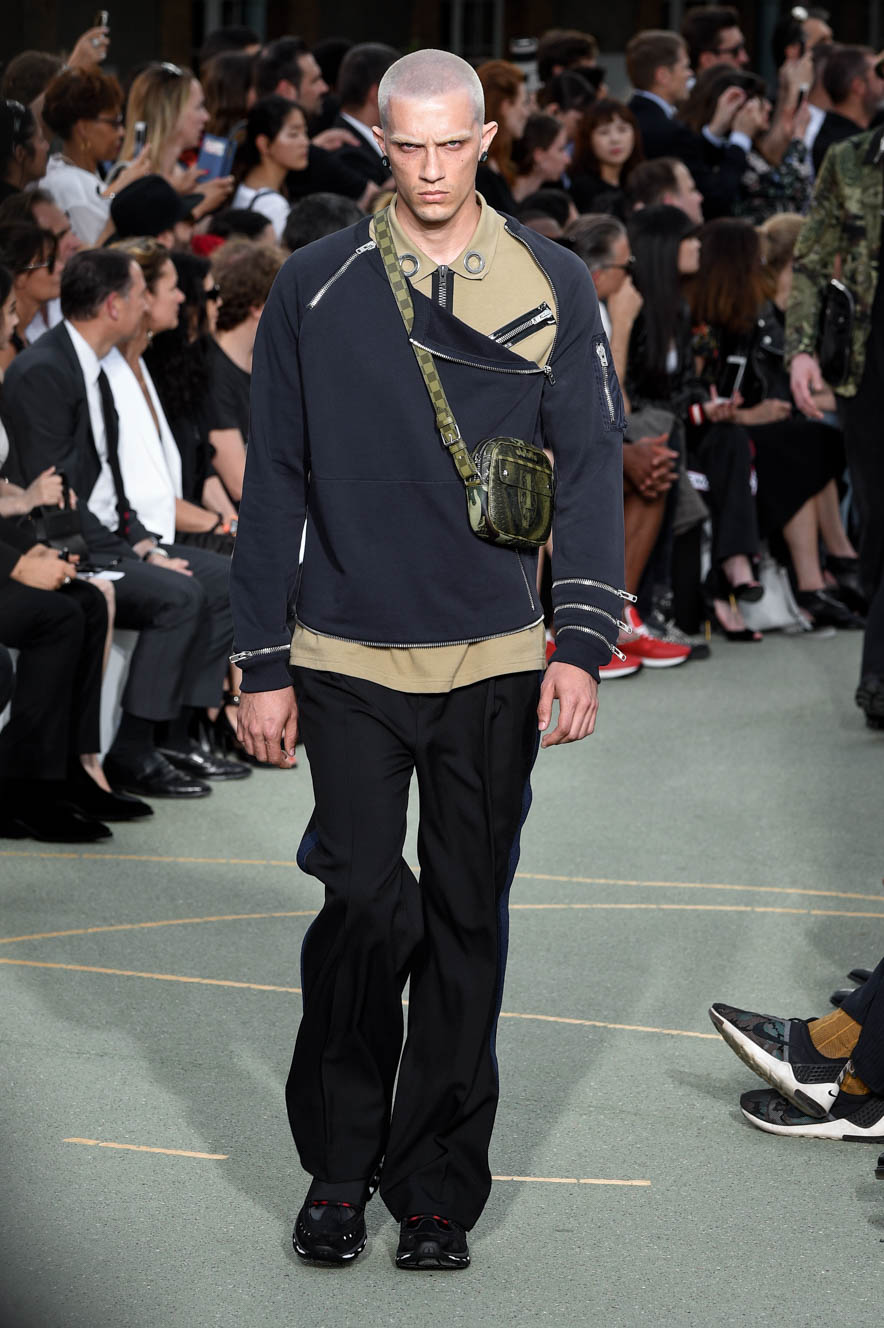 Givenchy_ful_M_S17_PA_019