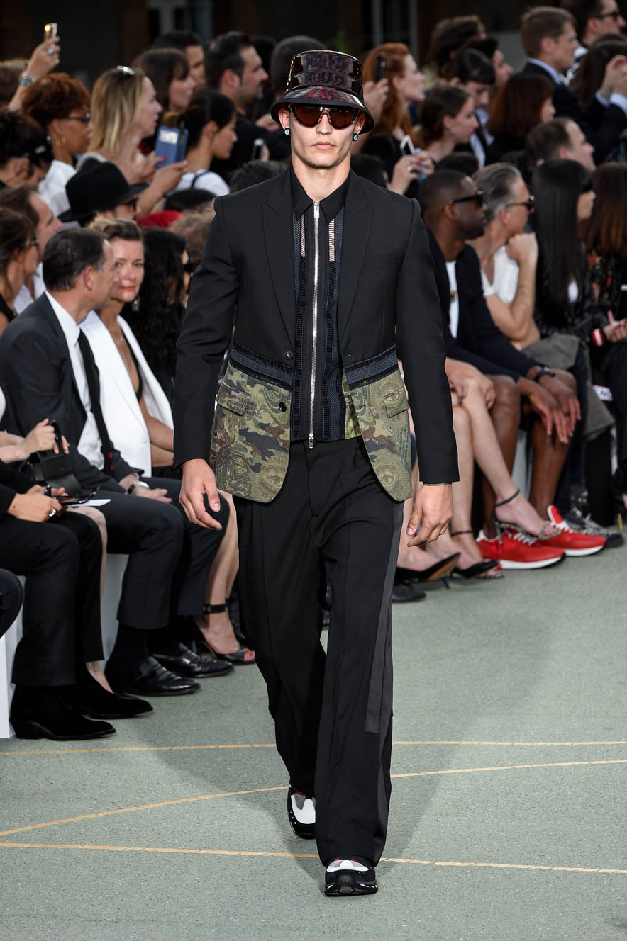 Givenchy_ful_M_S17_PA_023