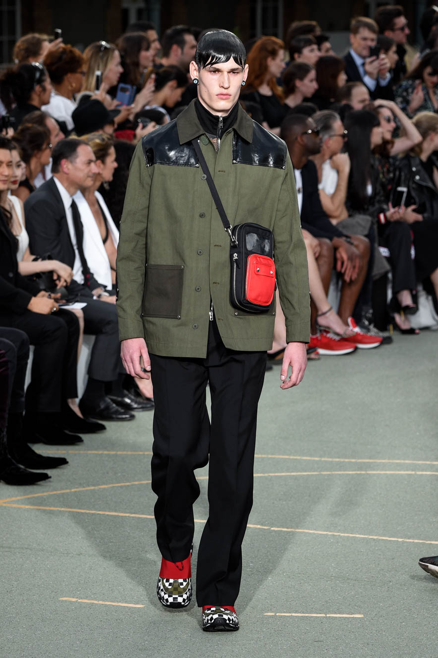 Givenchy_ful_M_S17_PA_026