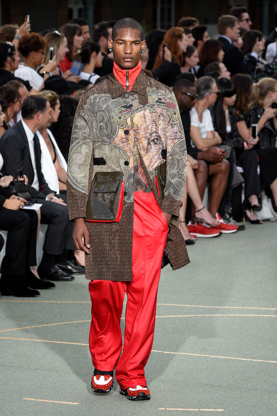 Givenchy_ful_M_S17_PA_031