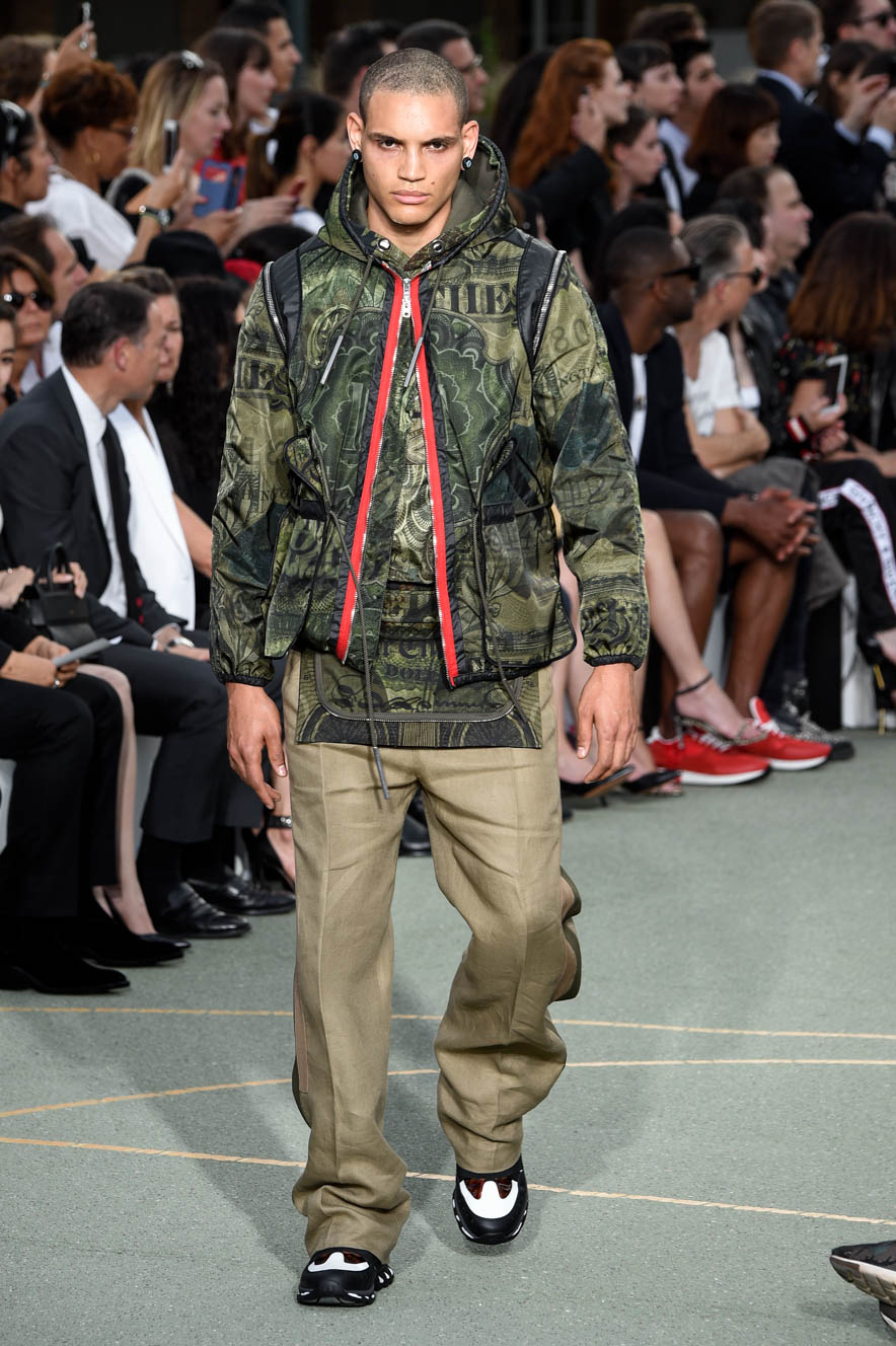 Givenchy_ful_M_S17_PA_036