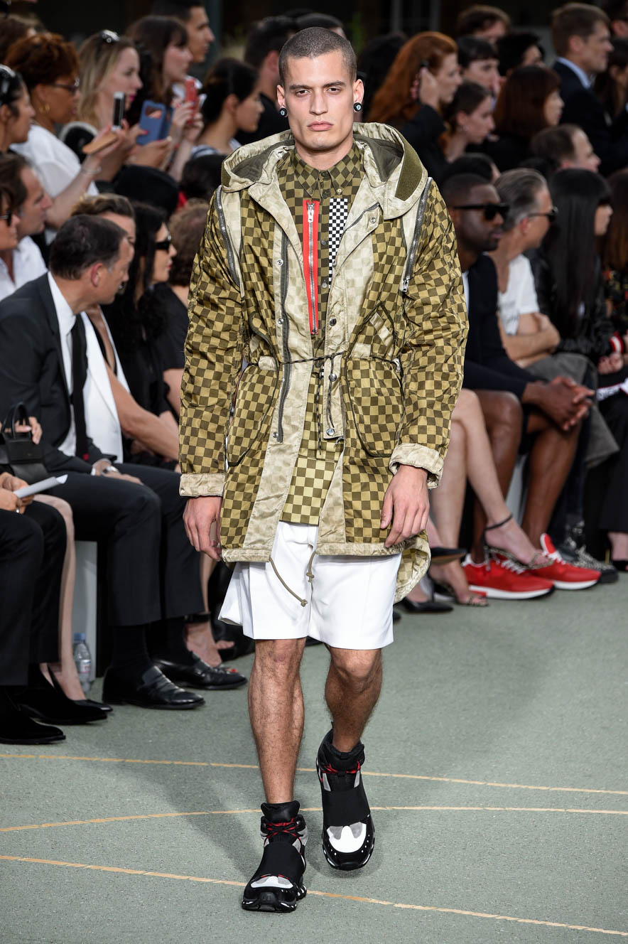 Givenchy_ful_M_S17_PA_040