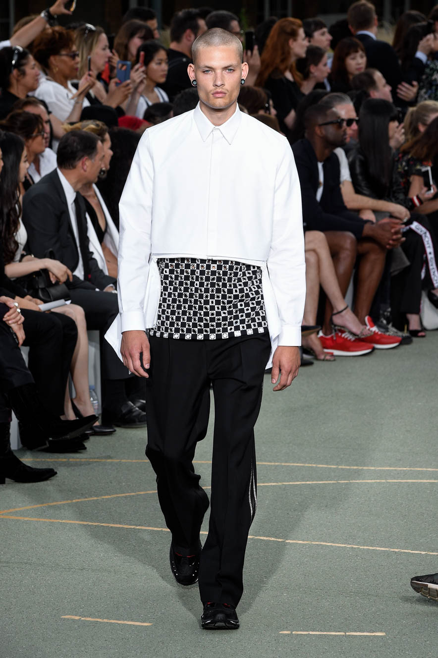Givenchy_ful_M_S17_PA_049