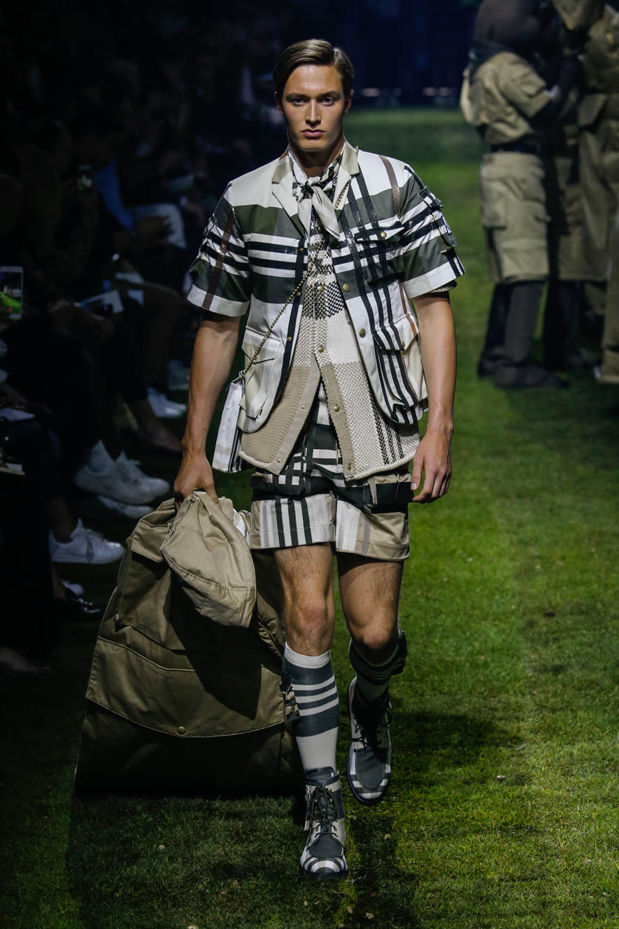 Moncler-Gamme-Blu_ful_M_S17_MI_019